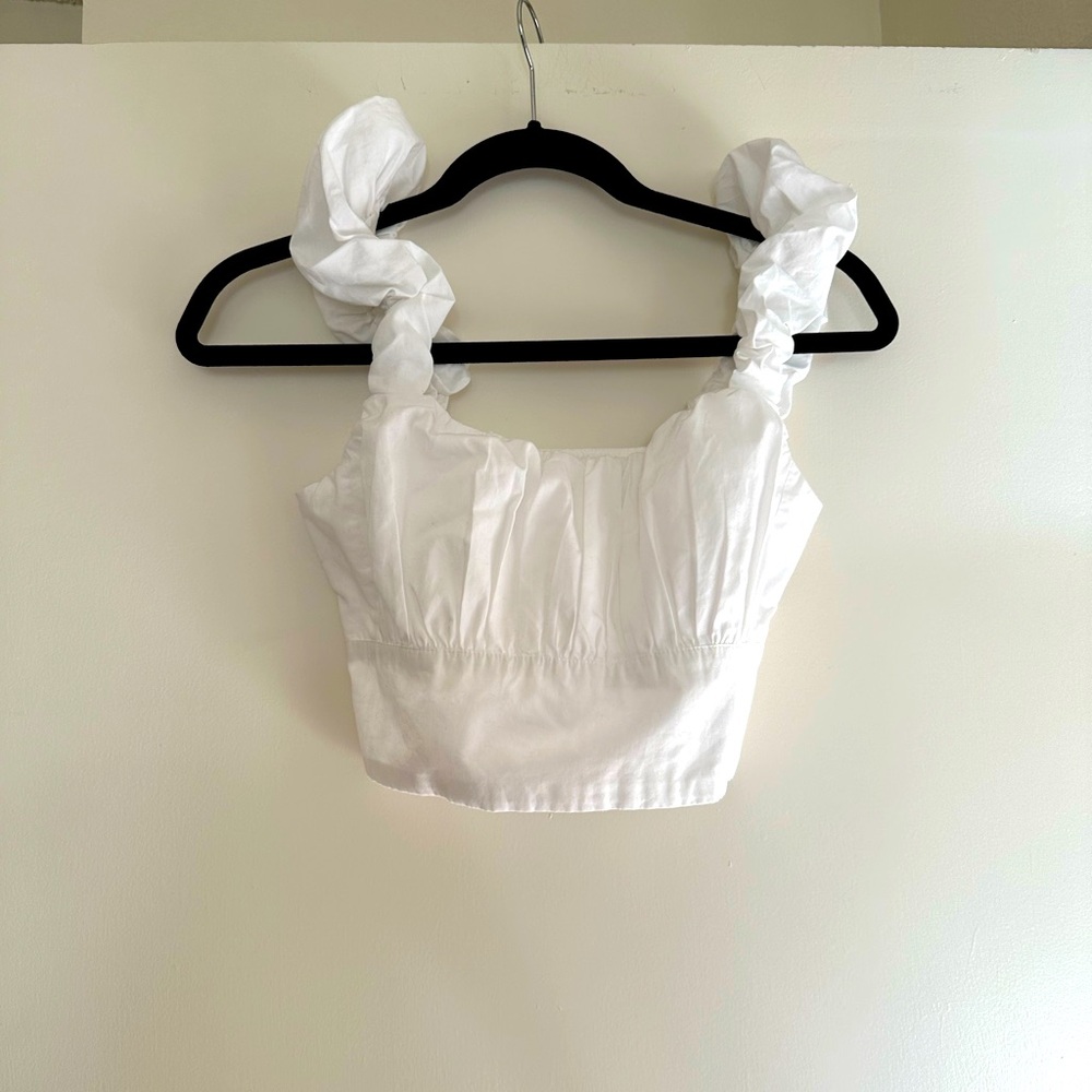 Abercrombie & Fitch White Crop Top
